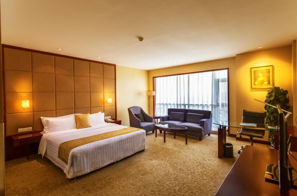 Yantai Meiya International ApartHotel  Bagian luar foto